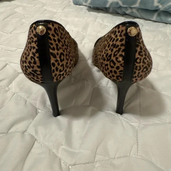 Michael Kors Tan and Black Leopard Heels - Picture 2 of 3